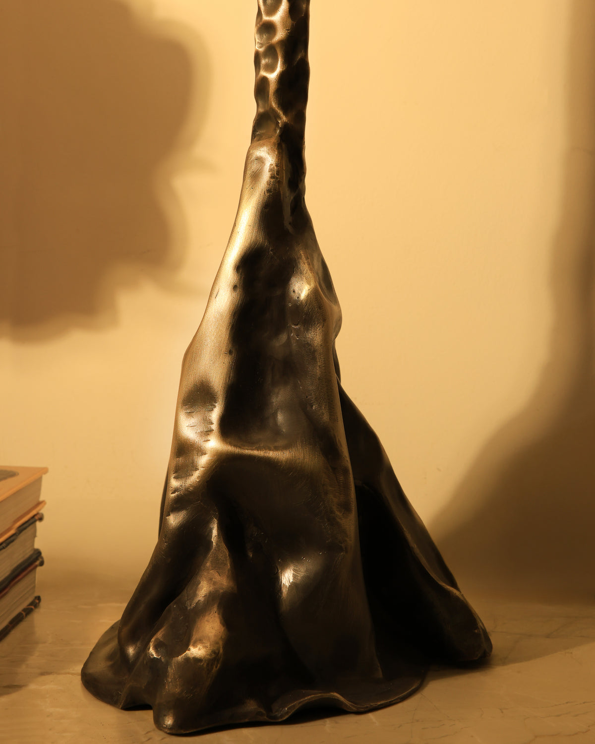 Earthen Rise Table Lamp