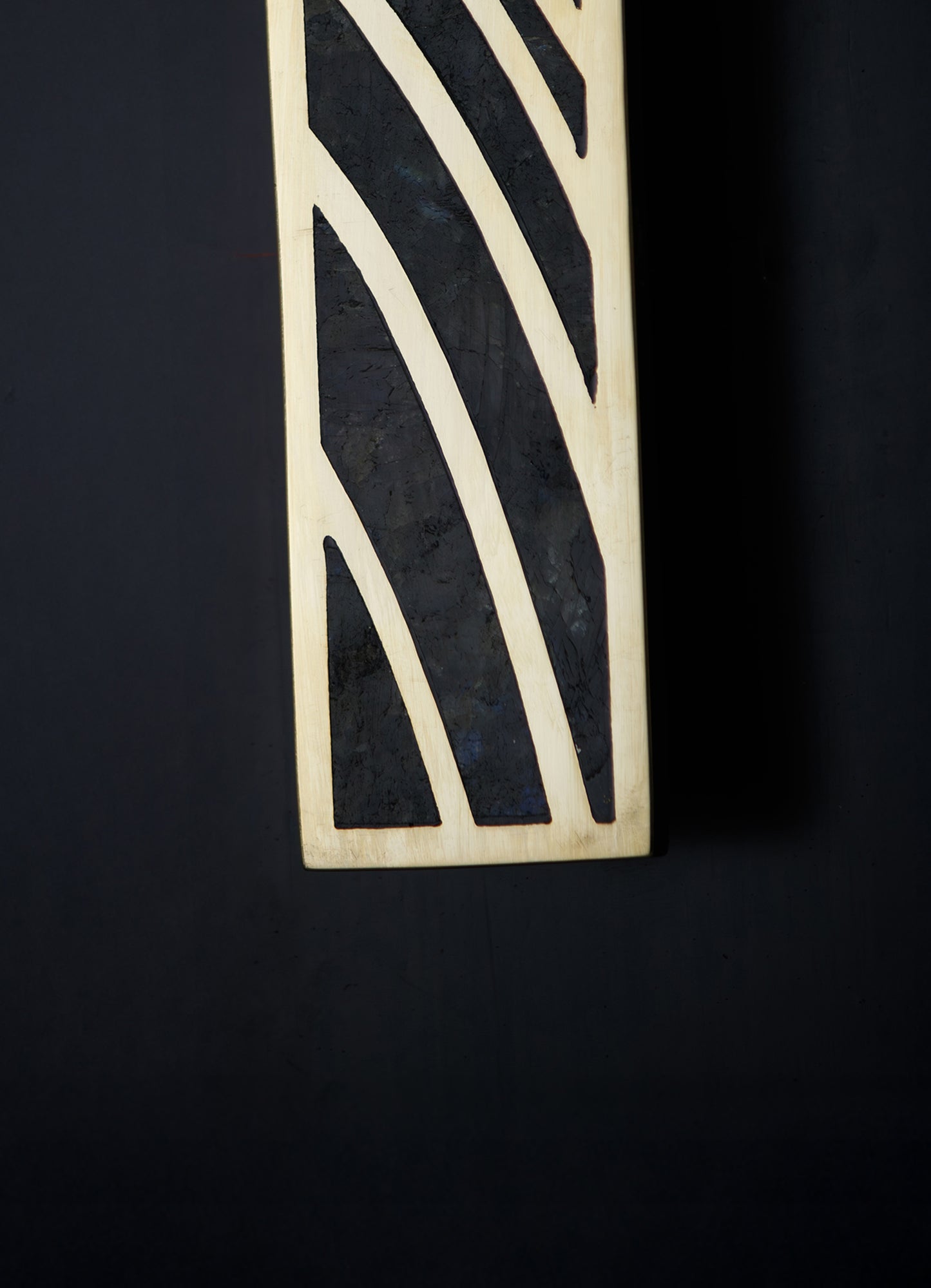 Nocturnal Shimmer Handle