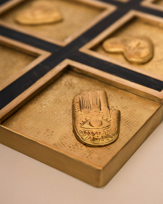 Guarded Hearts (Tic Tac Toe)